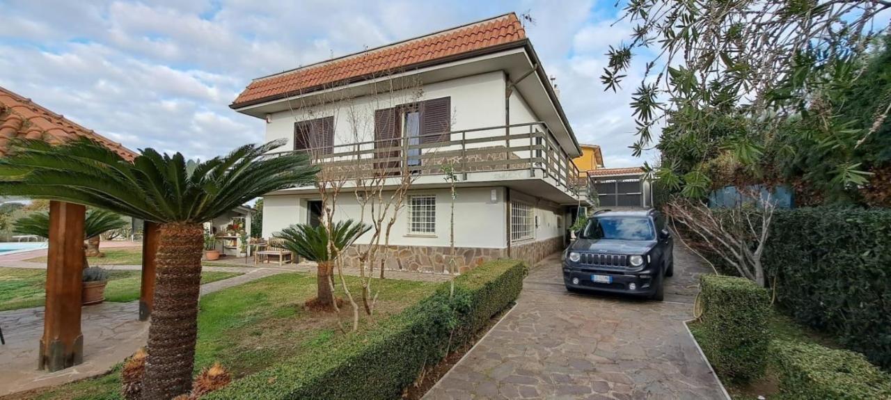 Apartamento A Casa Di Iole Cogna Exterior foto